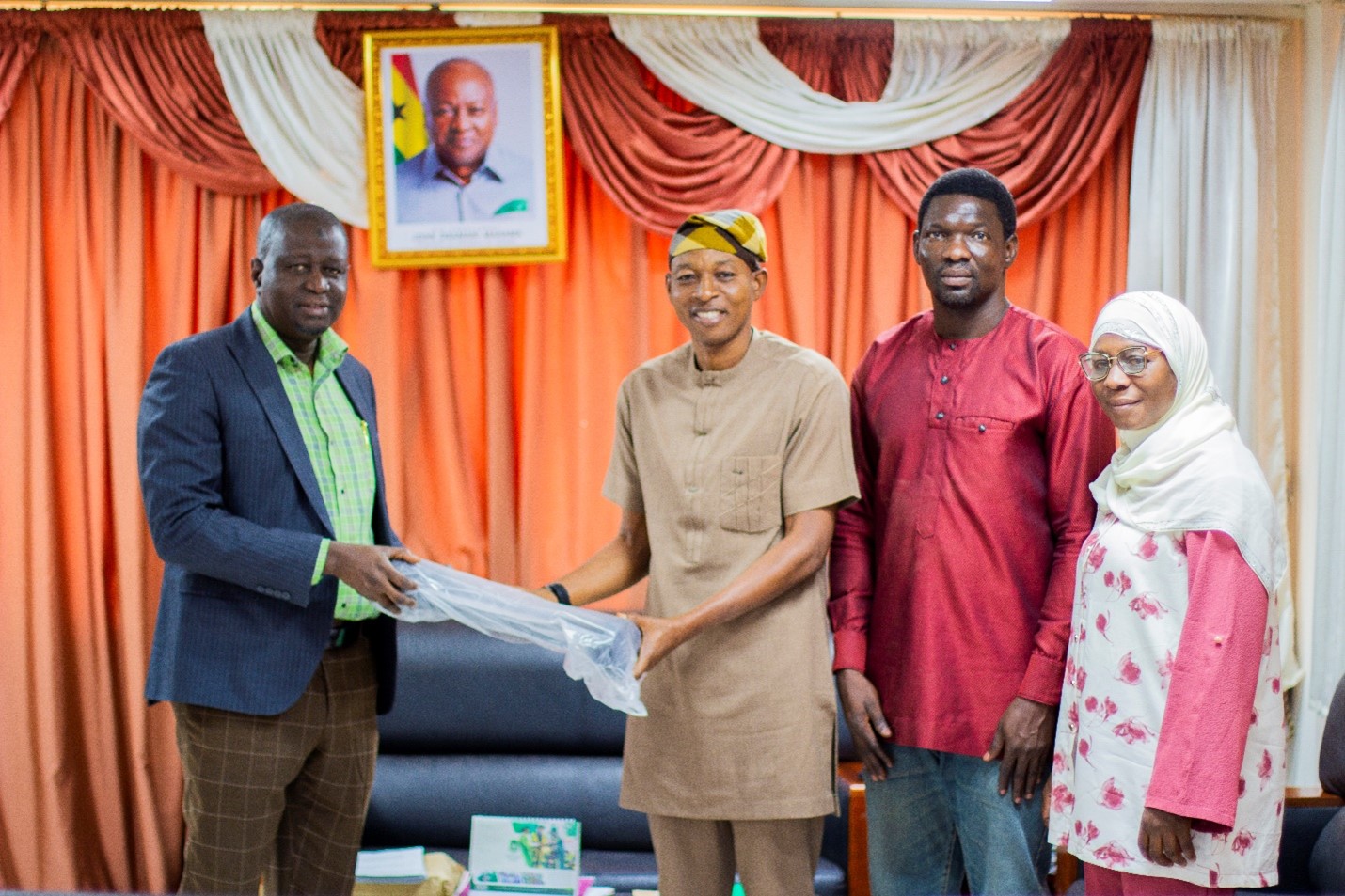 WACSIR Donates Sanitation Equipment to Support University
