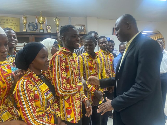 Team UDS Excels At Enactus Ghana National Expo 2023 – Presents Trophy To VC
