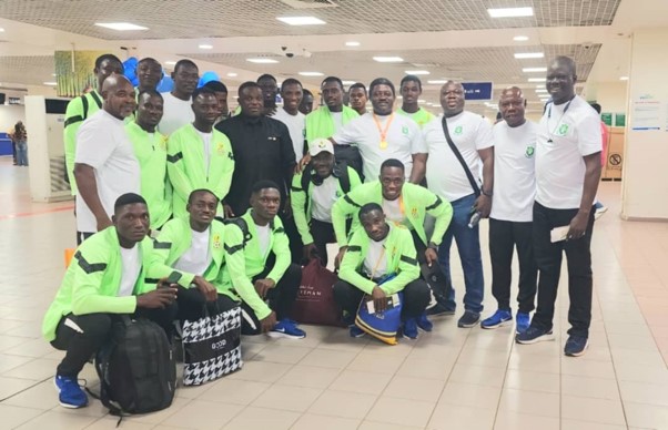 FISU World Champions Bump into Minister of Communications and Digital Innovation, Hon. SAM George at Airport: Walk Away with Laptop Pledge!