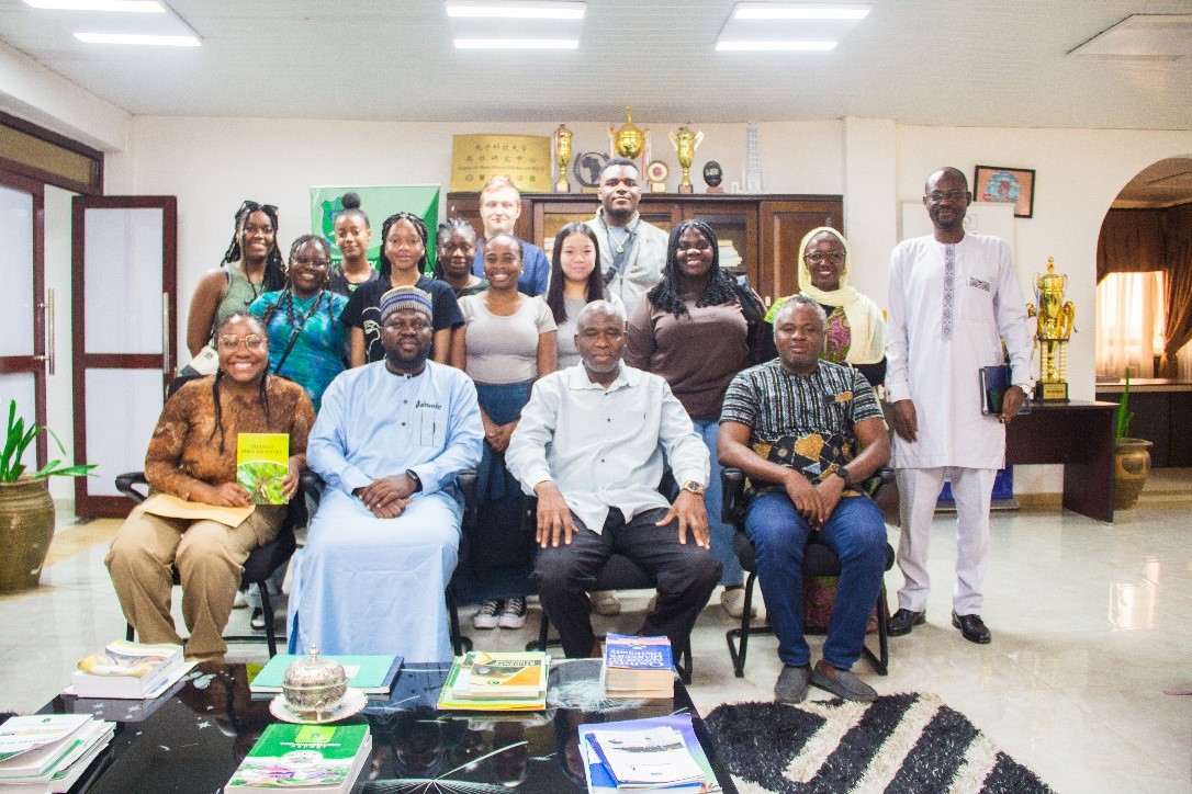 Students From McMaster University Visit UDS on an Exchange Program