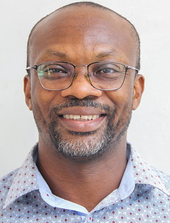 Dr. Edwin  Yenli