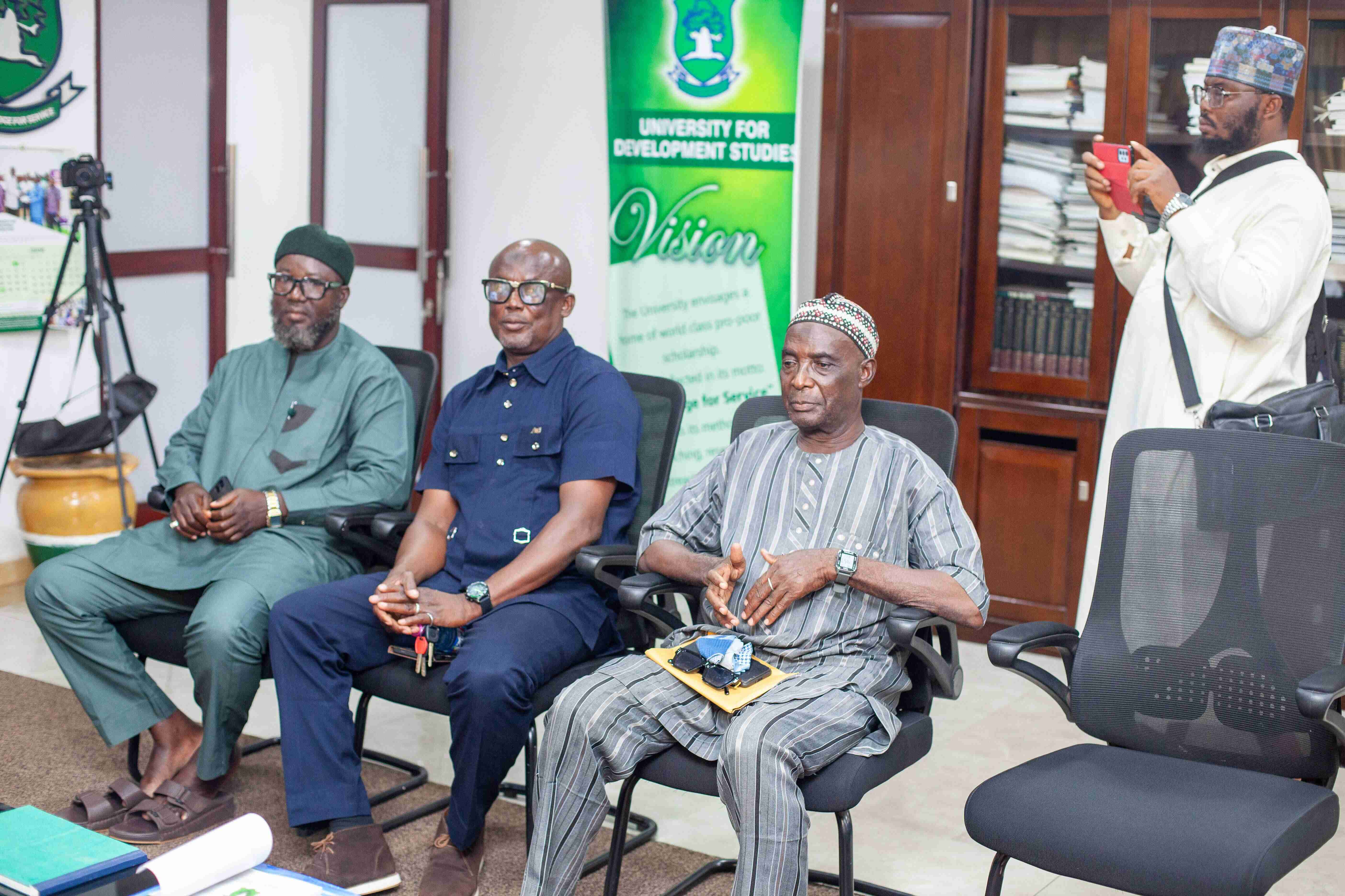Leadership of The Manhalia Islamic Institute Pays a Visit to The Vice-Chancellor