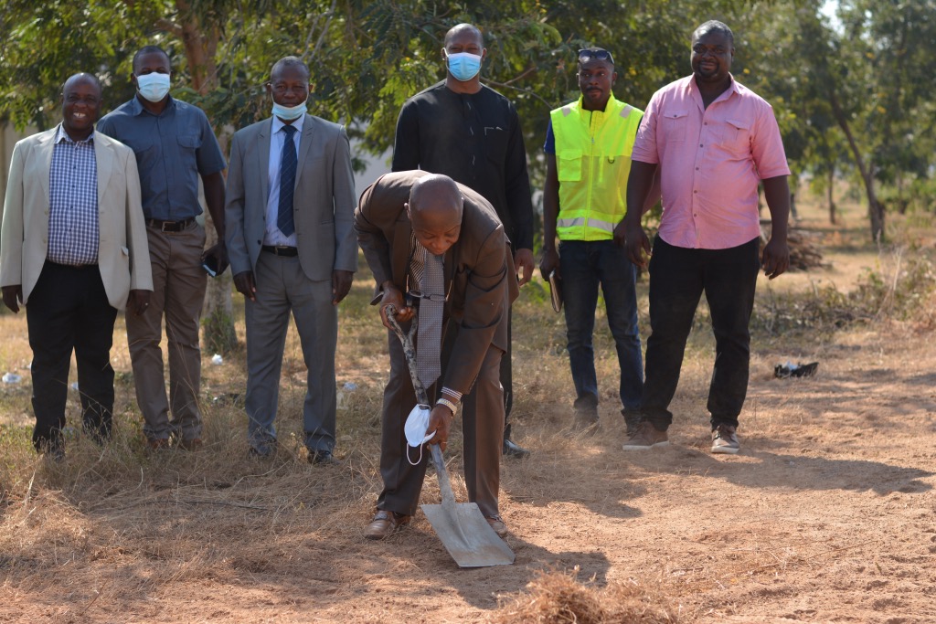 Vice-Chancellor of UDS cuts sod for the Construction of Office Complex for WACWISA